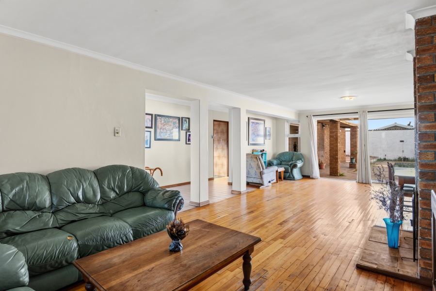 3 Bedroom Property for Sale in Lotus River Western Cape